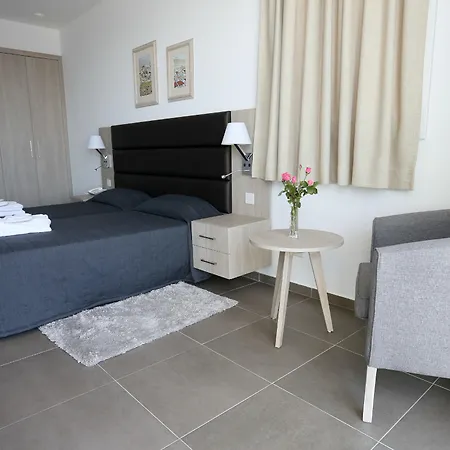 Hotel Dionysos 3*