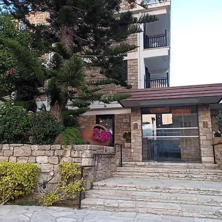Hotell Dionysos 3*