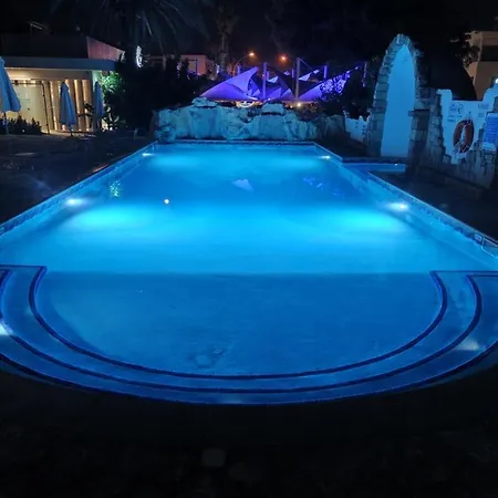 Hotell Dionysos Paphos