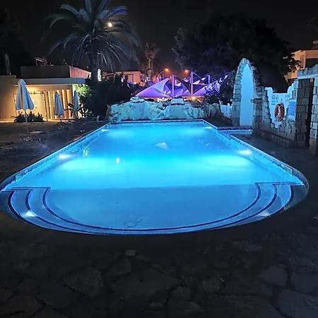 Dionysos Paphos