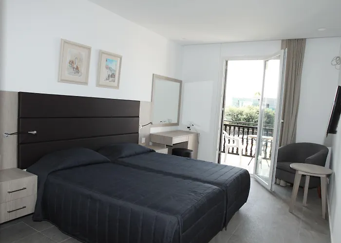 Dionysos 3* Пафос