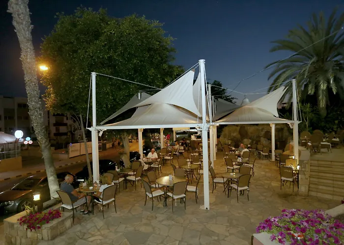 Dionysos 3* Пафос