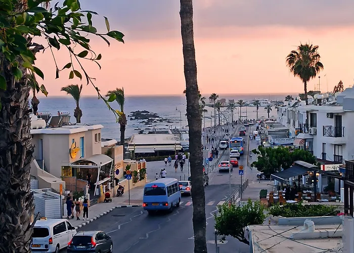 Dionysos Szálloda 3*